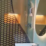 شقة Rosellon