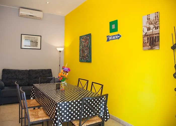 若斯雷欧尼公寓 *